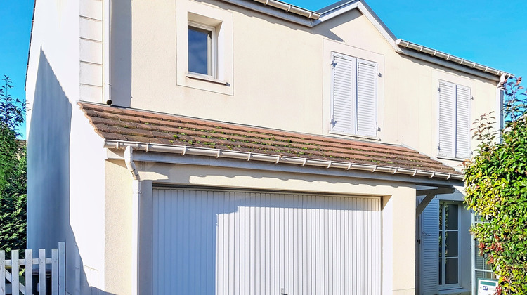 Ma-Cabane - Vente Maison Saint-Pierre-du-Perray, 102 m²