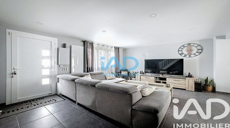 Ma-Cabane - Vente Maison Saint-Pierre-du-Perray, 82 m²