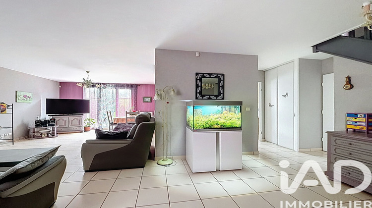 Ma-Cabane - Vente Maison Saint-Pierre-du-Perray, 125 m²
