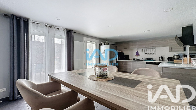 Ma-Cabane - Vente Maison Saint-Pierre-du-Perray, 82 m²