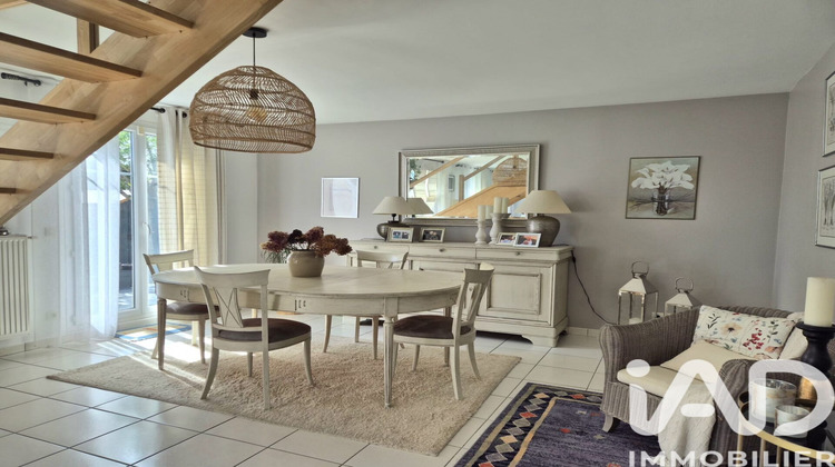 Ma-Cabane - Vente Maison Saint-Pierre-du-Perray, 148 m²