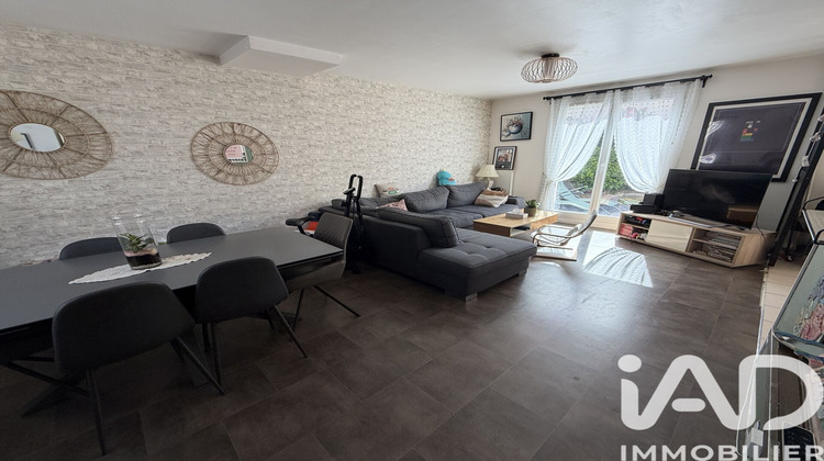Ma-Cabane - Vente Maison Saint-Pierre-du-Perray, 80 m²