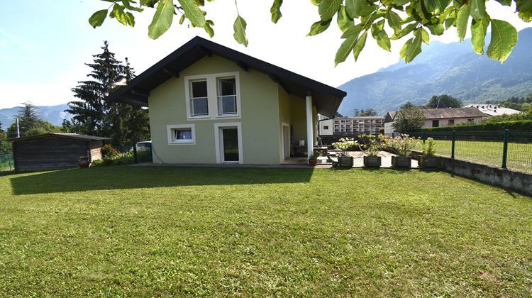 Ma-Cabane - Vente Maison SAINT-PIERRE-EN-FAUCIGNY, 105 m²