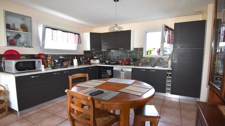 Ma-Cabane - Vente Maison SAINT-PIERRE-EN-FAUCIGNY, 105 m²