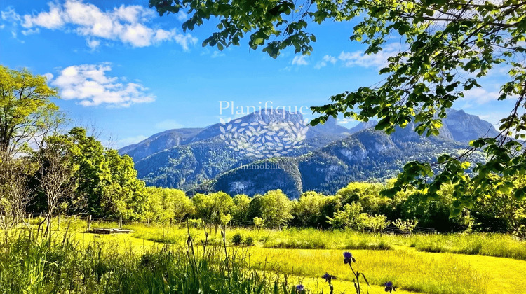 Ma-Cabane - Vente Maison Saint-Pierre-en-Faucigny, 193 m²