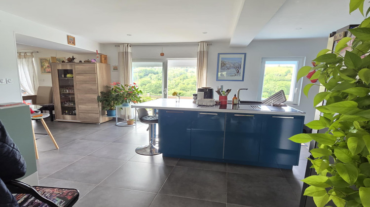 Ma-Cabane - Vente Maison Saint-Pierre-Laval, 107 m²