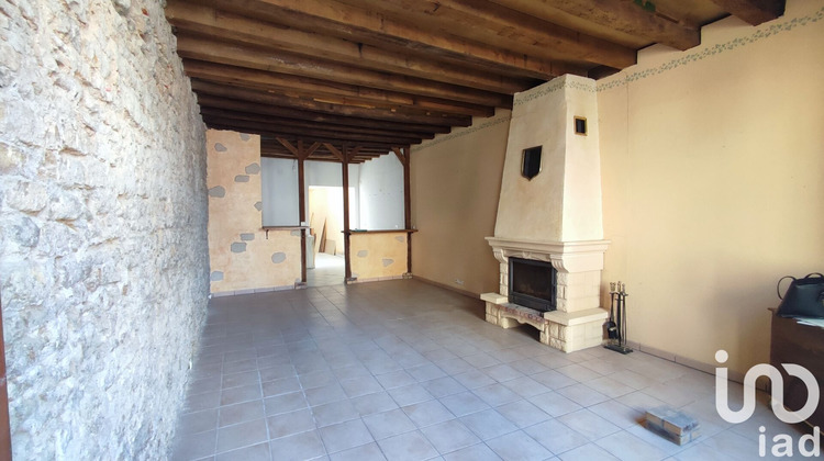 Ma-Cabane - Vente Maison Saint-Pierre-le-Moûtier, 130 m²