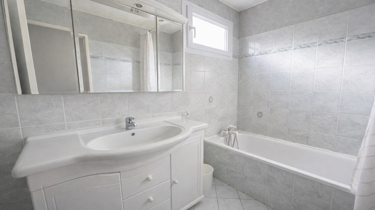 Ma-Cabane - Vente Maison SAINT-PIERRE-LES-ELBEUF, 120 m²