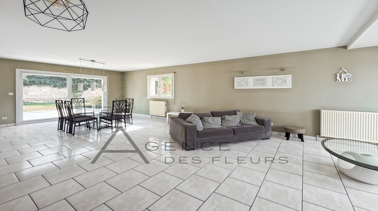 Ma-Cabane - Vente Maison SAINT-PIERRE-LES-ELBEUF, 1100 m²