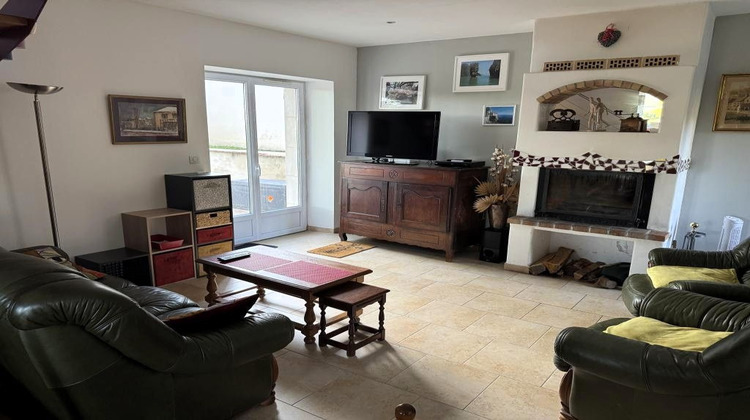 Ma-Cabane - Vente Maison SAINT PIERRE LES ETIEUX, 105 m²