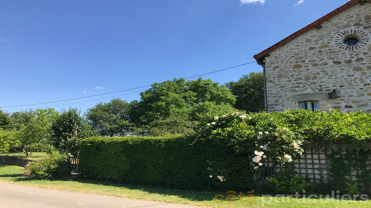 Ma-Cabane - Vente Maison SAINT-PIERRE-LES-ETIEUX, 67 m²