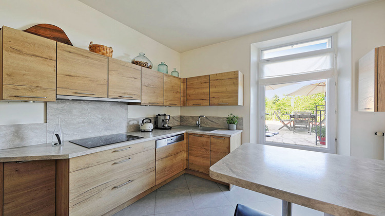 Ma-Cabane - Vente Maison SAINT-PIERRE-LES-NEMOURS, 190 m²