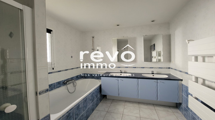 Ma-Cabane - Vente Maison SAINT PIERRE MONTLIMART, 120 m²