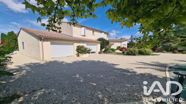 Ma-Cabane - Vente Maison Saint-Porchaire, 222 m²
