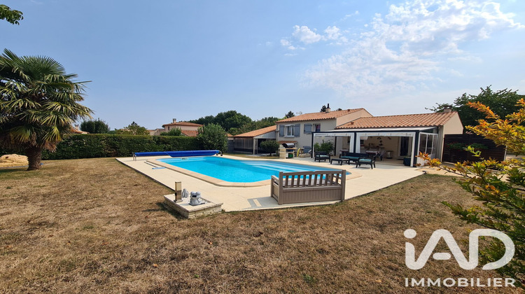 Ma-Cabane - Vente Maison Saint-Porchaire, 125 m²