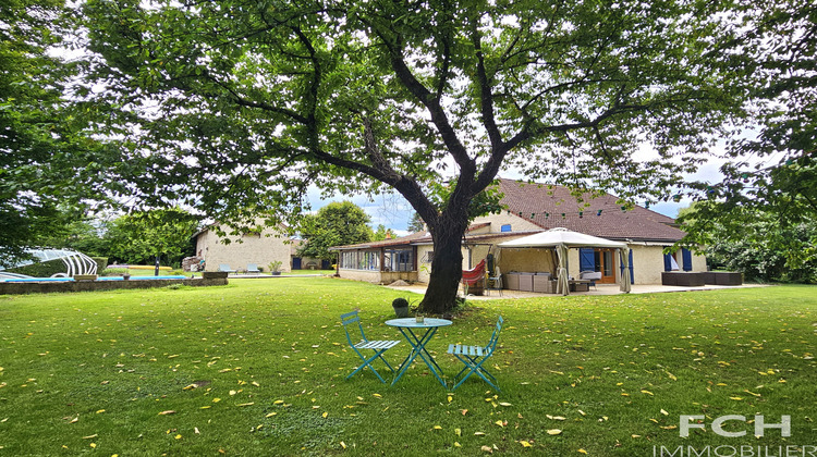 Ma-Cabane - Vente Maison Saint-Priest-Bramefant, 190 m²