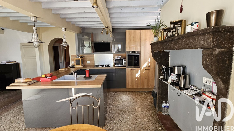 Ma-Cabane - Vente Maison Saint-Priest-Bramefant, 177 m²