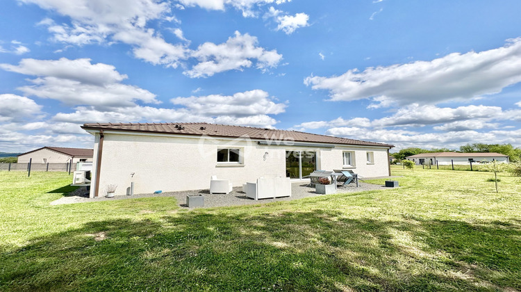 Ma-Cabane - Vente Maison Saint-Priest-Bramefant, 105 m²