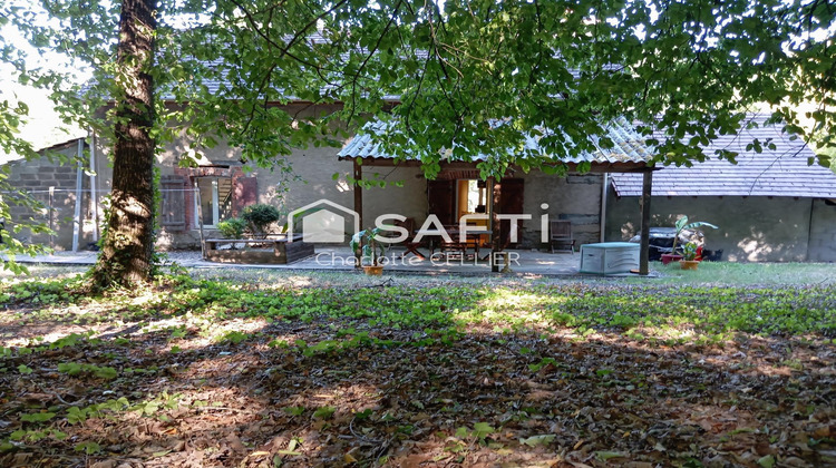Ma-Cabane - Vente Maison Saint-Priest-Bramefant, 164 m²