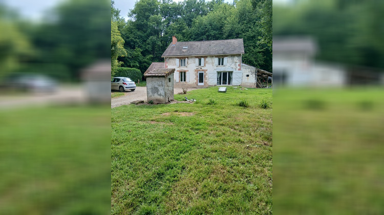 Ma-Cabane - Vente Maison Saint-Priest-Bramefant, 160 m²