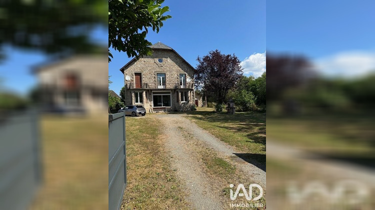 Ma-Cabane - Vente Maison Saint-Priest-de-Gimel, 190 m²