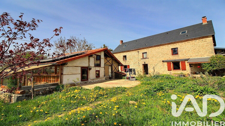 Ma-Cabane - Vente Maison Saint-Priest-des-Champs, 218 m²