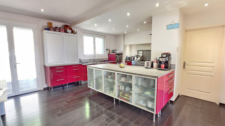 Ma-Cabane - Vente Maison Saint-Priest-en-Jarez, 258 m²