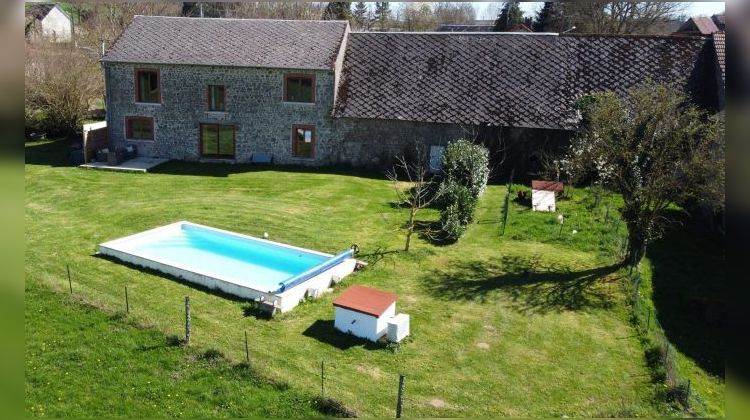 Ma-Cabane - Vente Maison Saint-Priest-la-Plaine, 300 m²