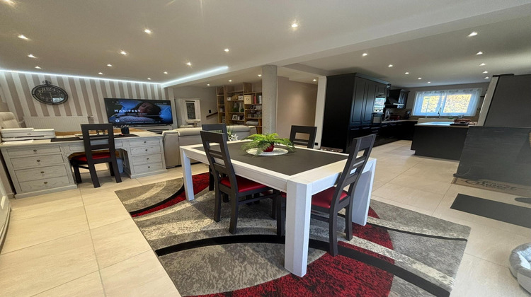 Ma-Cabane - Vente Maison Saint-Priest-la-Prugne, 222 m²