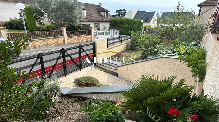 Ma-Cabane - Vente Maison SAINT-PRIX, 123 m²