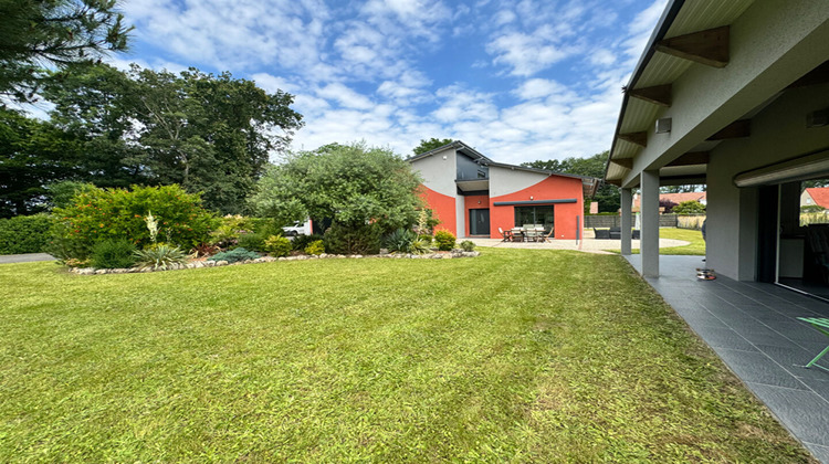 Ma-Cabane - Vente Maison SAINT-PRYVE-SAINT-MESMIN, 200 m²