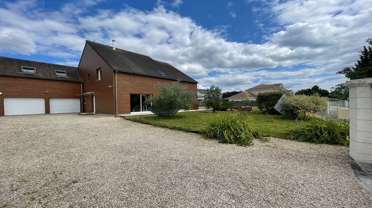 Ma-Cabane - Vente Maison SAINT-PRYVE-SAINT-MESMIN, 183 m²