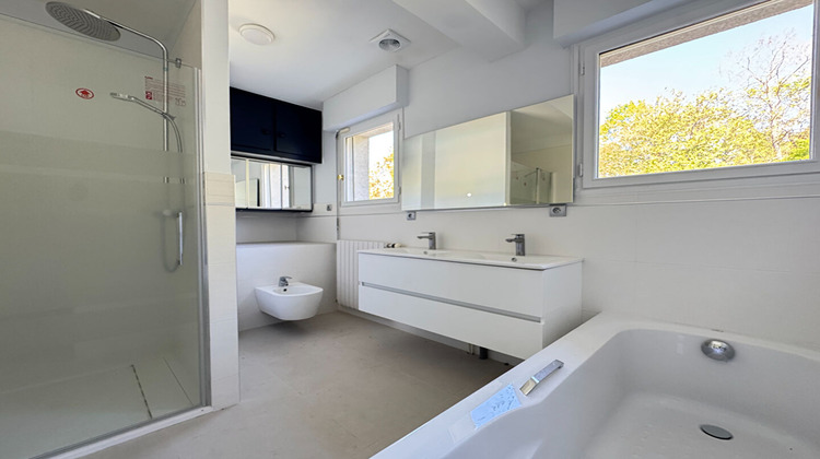 Ma-Cabane - Vente Maison SAINT-PRYVE-SAINT-MESMIN, 198 m²