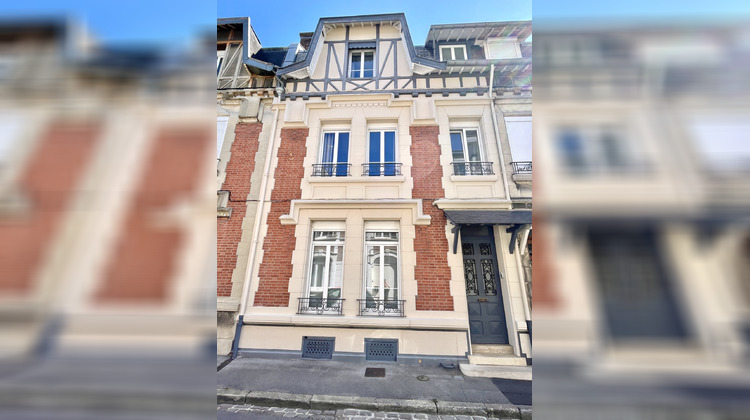 Ma-Cabane - Vente Maison Saint-Quentin, 185 m²