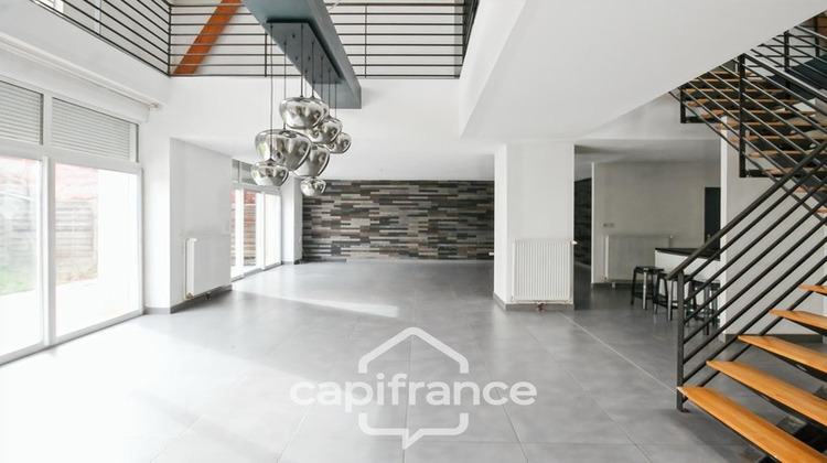 Ma-Cabane - Vente Maison SAINT QUENTIN, 230 m²