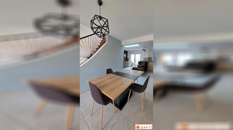 Ma-Cabane - Vente Maison Saint-Quentin, 103 m²