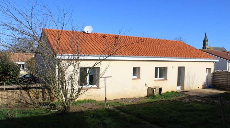 Ma-Cabane - Vente Maison SAINT QUENTIN EN MAUGES, 75 m²