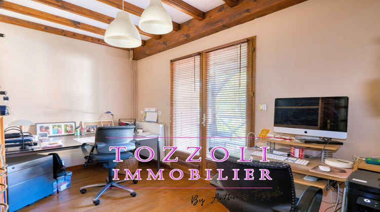 Ma-Cabane - Vente Maison SAINT-QUENTIN-FALLAVIER, 271 m²