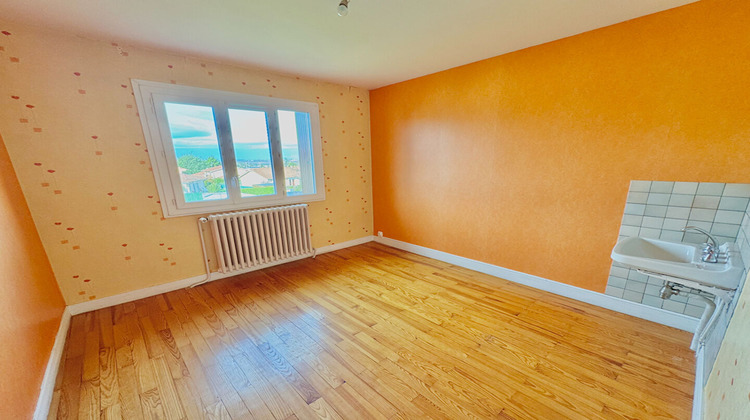 Ma-Cabane - Vente Maison SAINT-QUENTIN-FALLAVIER, 100 m²