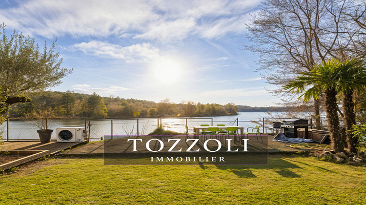 Ma-Cabane - Vente Maison SAINT-QUENTIN-FALLAVIER, 241 m²