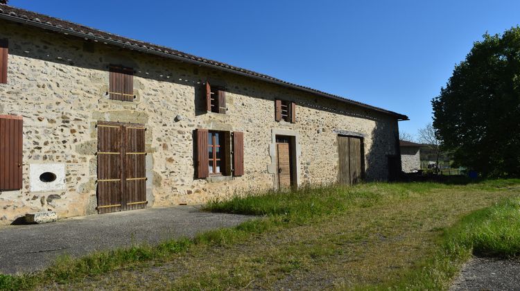 Ma-Cabane - Vente Maison Saint-Quentin-sur-Charente, 341 m²