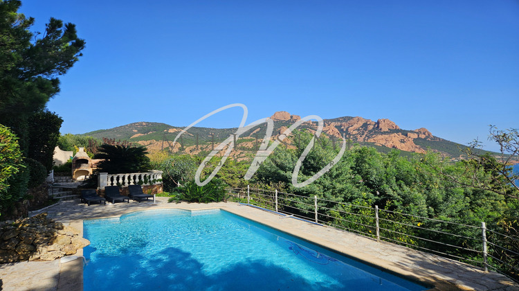 Ma-Cabane - Vente Maison Saint-Raphaël, 206 m²