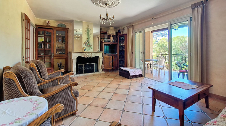 Ma-Cabane - Vente Maison SAINT-RAPHAEL, 277 m²