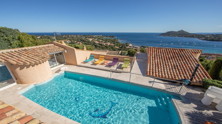 Ma-Cabane - Vente Maison Saint-Raphaël, 213 m²