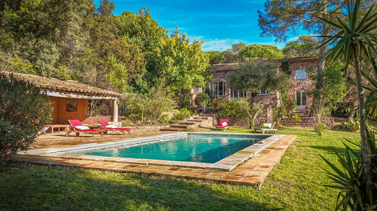 Ma-Cabane - Vente Maison Saint-Raphaël, 300 m²