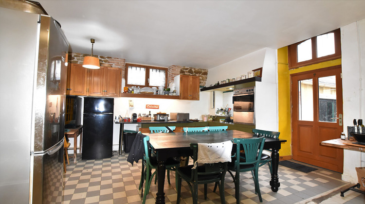 Ma-Cabane - Vente Maison SAINT-REMY-EN-ROLLAT, 524 m²