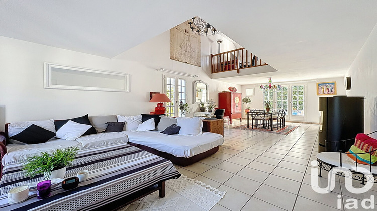 Ma-Cabane - Vente Maison Saint-Rémy-Lès-Chevreuse, 160 m²