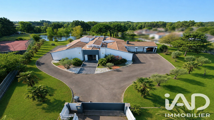Ma-Cabane - Vente Maison Saint-Révérend, 402 m²