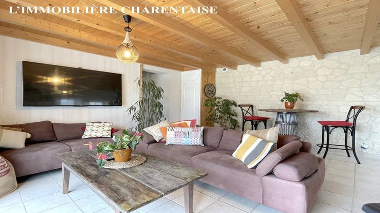 Ma-Cabane - Vente Maison Saint-Romain-de-Benet, 172 m²