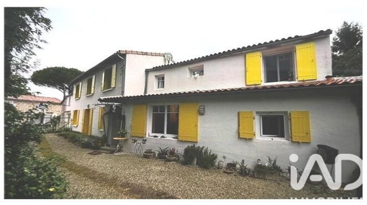 Ma-Cabane - Vente Maison Saint-Romain-de-Benet, 220 m²